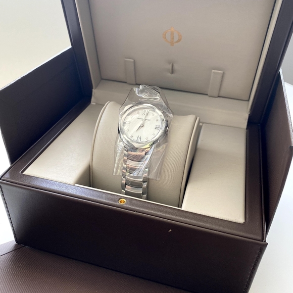 NWT Baume and Mercier Watch - Picture 6 of 7